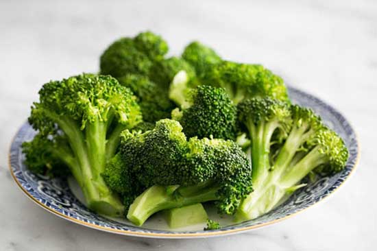 Les brocolis sont des aliments recommandés par Jim Kwik pour avoir un Super Cerveau !